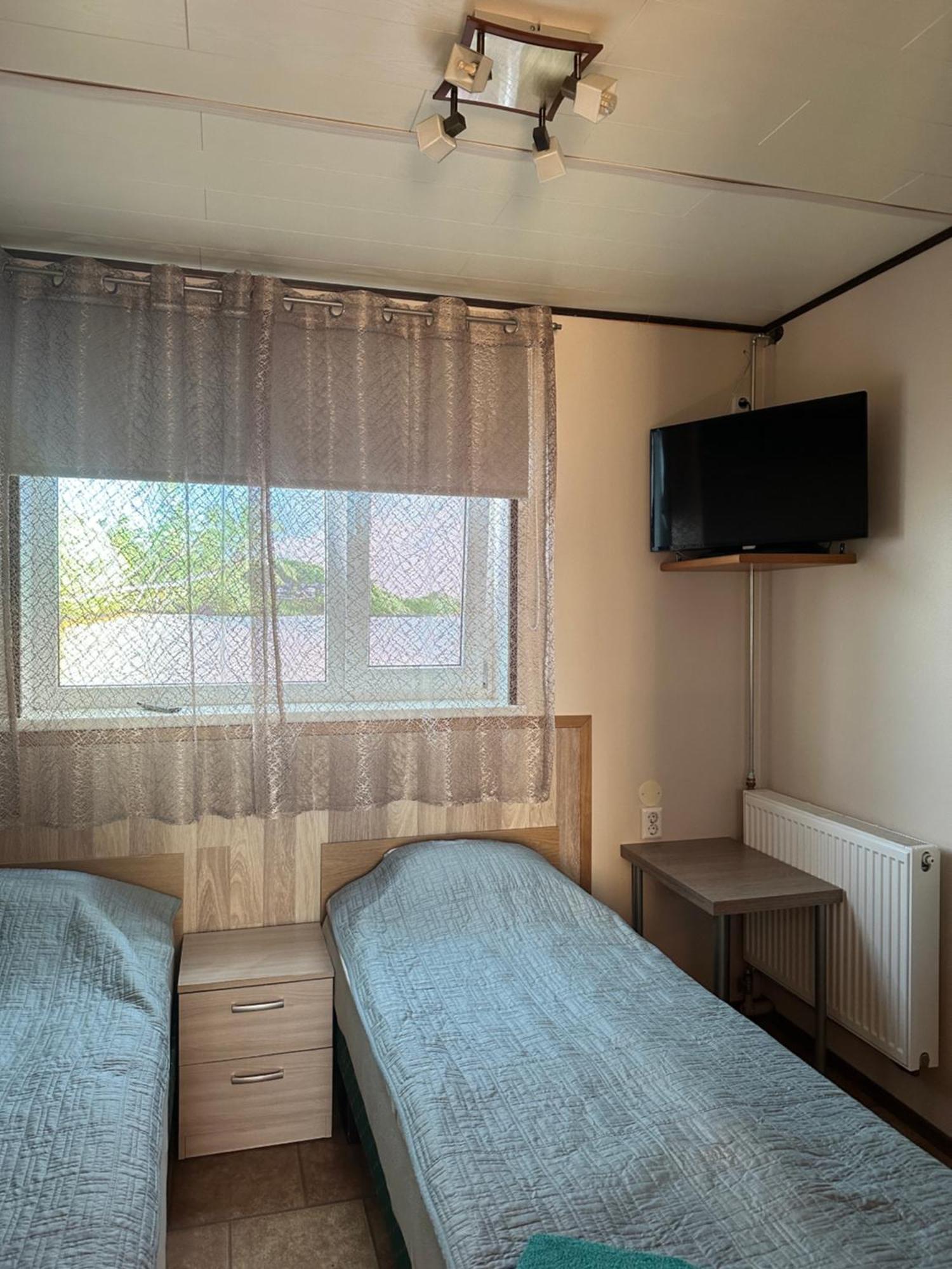 פארנו Guesthouse Maenniku מראה חיצוני תמונה