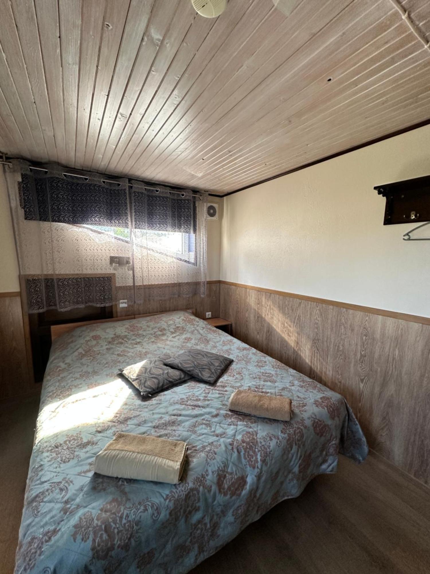 פארנו Guesthouse Maenniku מראה חיצוני תמונה