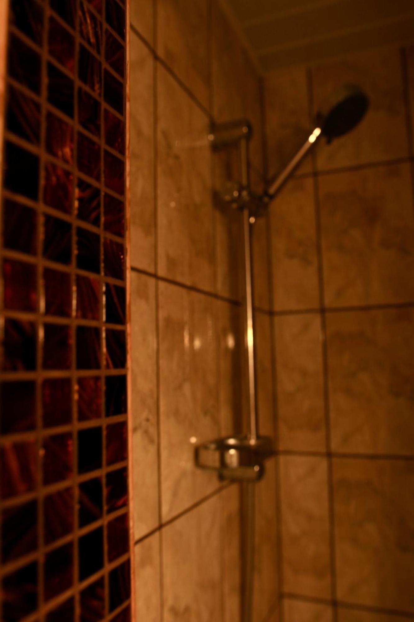 פארנו Guesthouse Maenniku מראה חיצוני תמונה