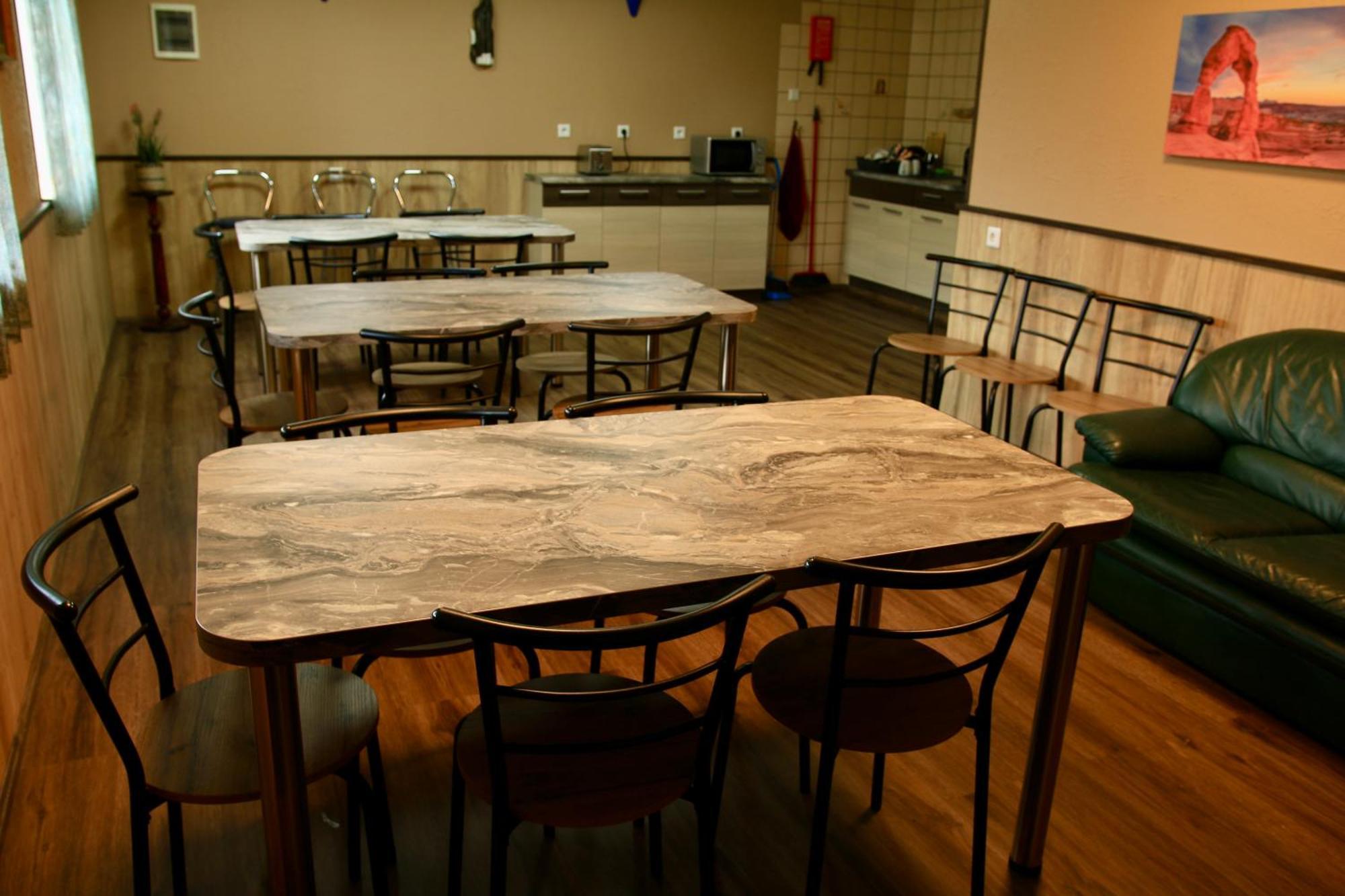 פארנו Guesthouse Maenniku מראה חיצוני תמונה